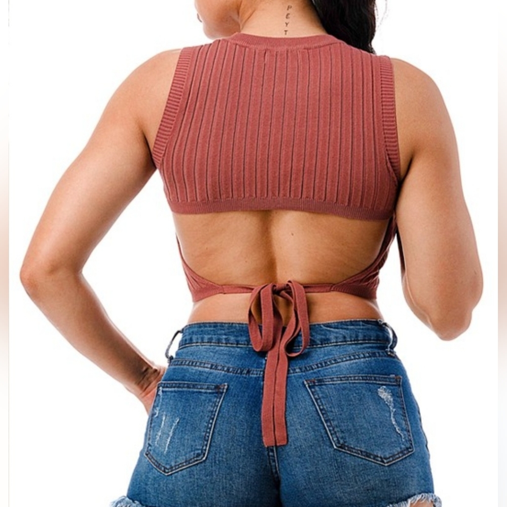 Crop Top - Picture 3 of 4